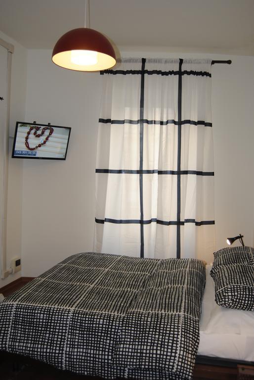 Papia 2* Roma
